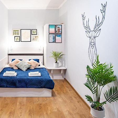 לבוב Rainbow Apartment Near Rynok Sq מראה חיצוני תמונה