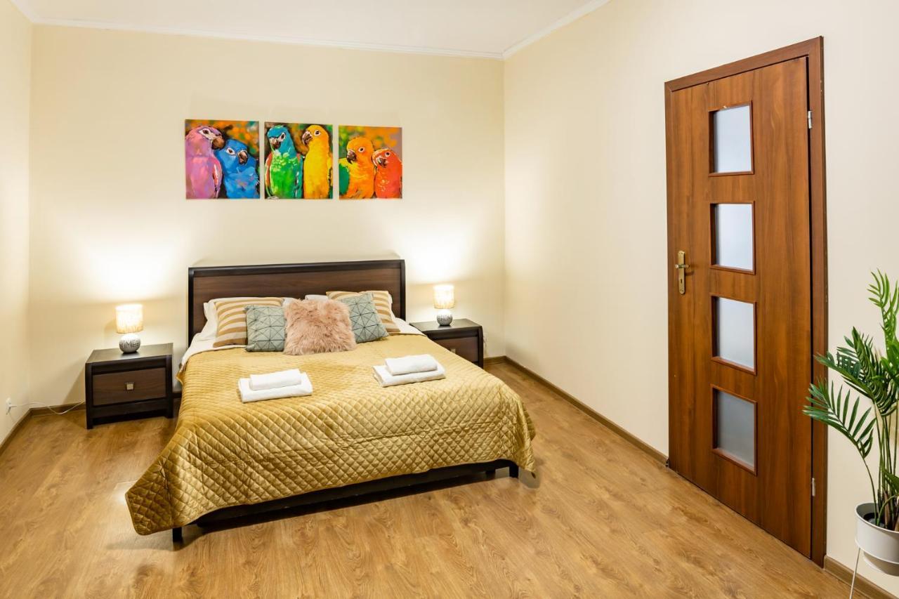 לבוב Rainbow Apartment Near Rynok Sq מראה חיצוני תמונה