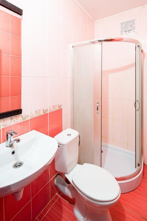 לבוב Rainbow Apartment Near Rynok Sq מראה חיצוני תמונה