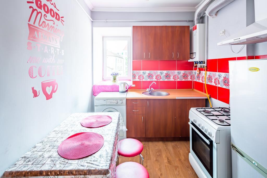 לבוב Rainbow Apartment Near Rynok Sq מראה חיצוני תמונה